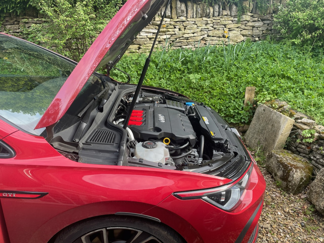 3272A152-2EEE-48EB-9957-7196CCD49939