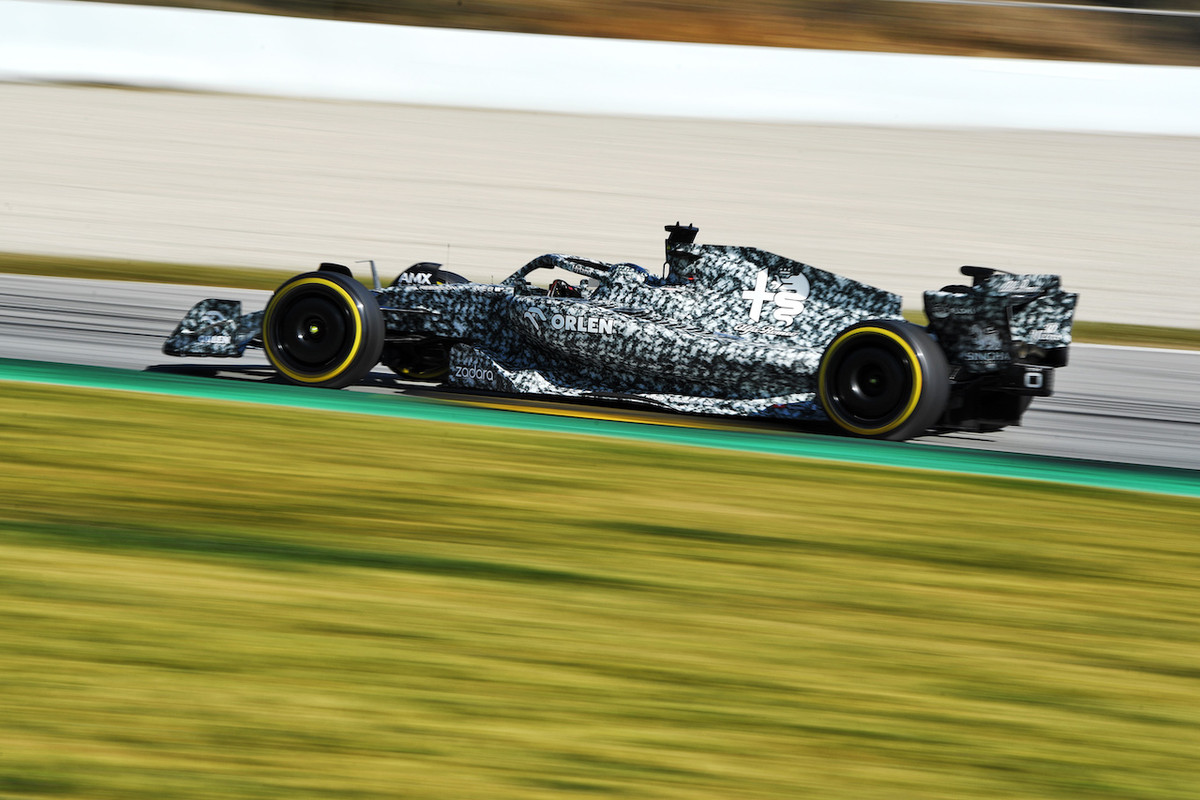 [Imagen: f1-test-barcellona-gallery-day1-273.jpg]