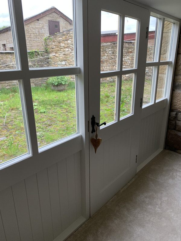 70914CBE-2E31-4014-BD5D-32FE669FD18C