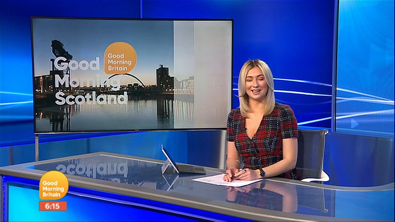 11.23 - 06.00.00 - Good Morning Britain. Morning magazine featuring a....ts_snapshot_16.13.472