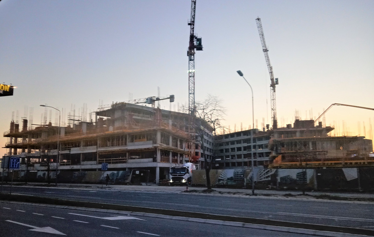 20210331_190634_HDR(1)