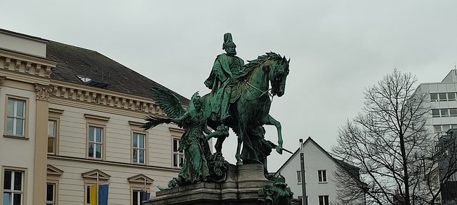 Dusseldorf, Frankfurt, Colonia (23-26 Febrero) - Blogs de Alemania - Llego a Düsseldorf (41)