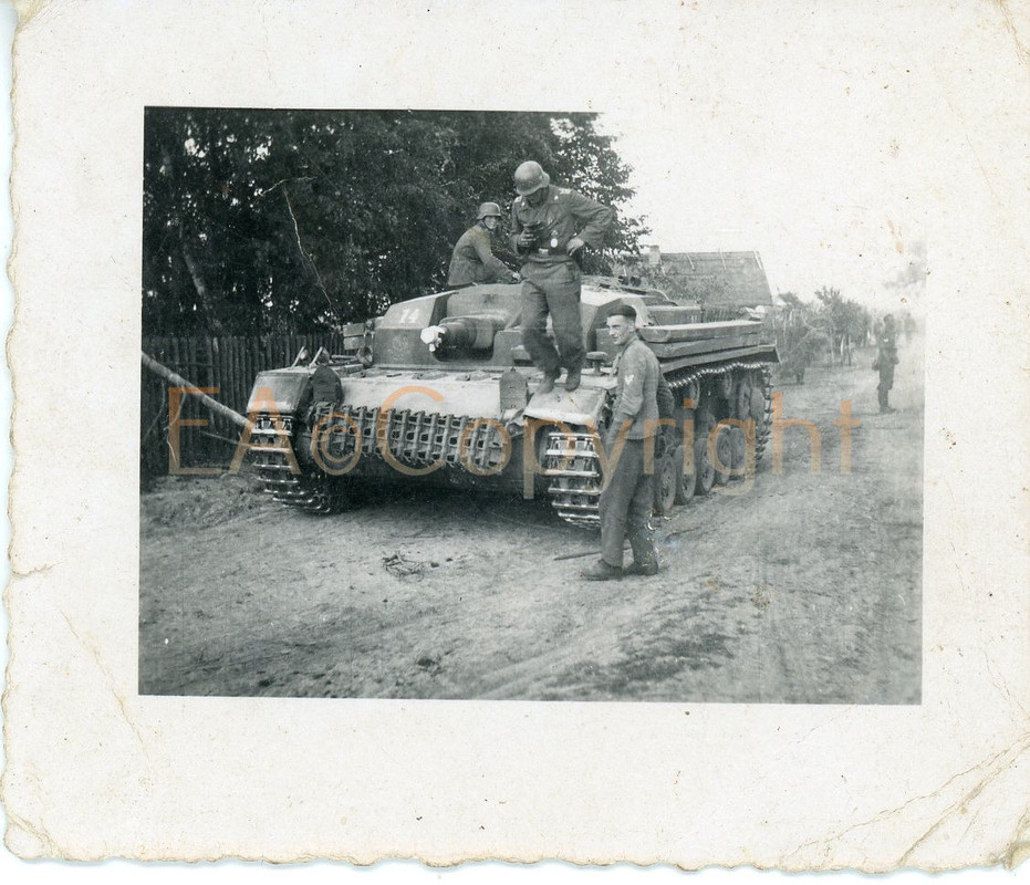 Russland Sturmgeschütz StuG Wappen Kennzeichen Panzer Tank Foto