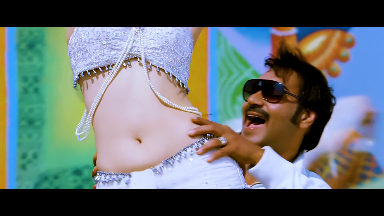 Tamanna Hot Song From Himmatwala Naino Main Sapna 4K (Best Quality).mp4_snapshot_01.58_[2021.04.05_1