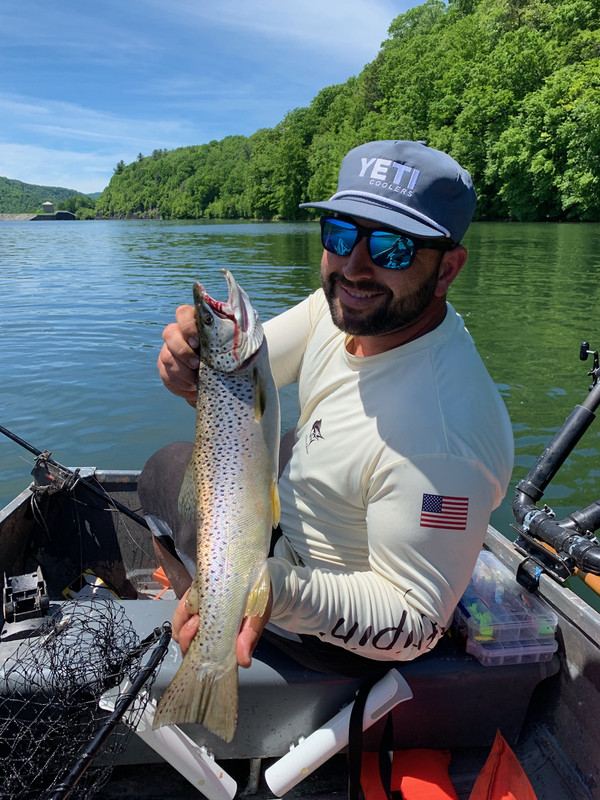 B567653C-E9B7-4FE2-B1E8-0A85954858BE