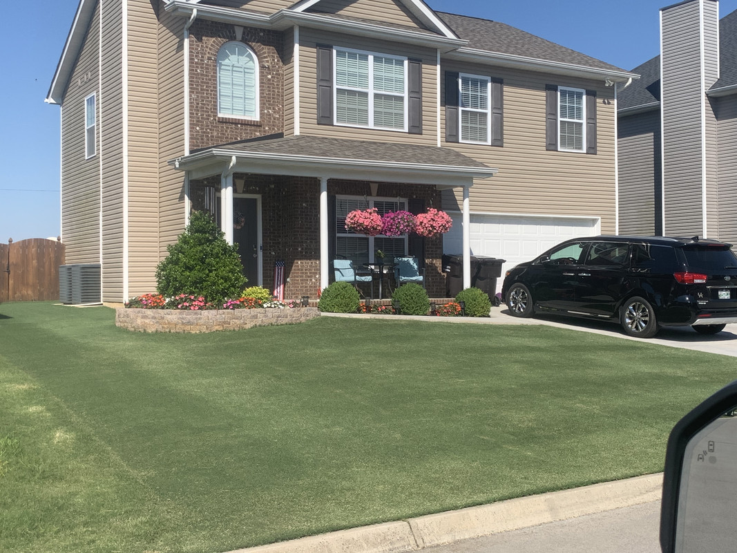 F43357B5-9AAB-477C-957C-394F8630C9DA