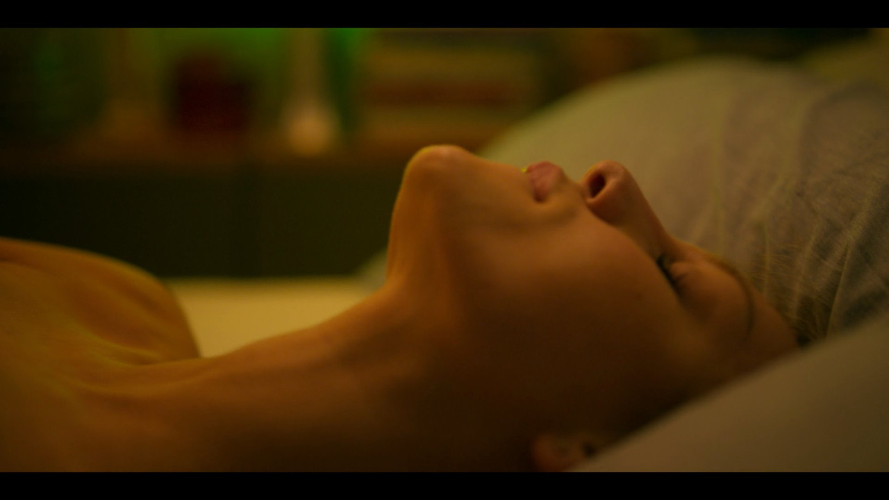 Elite.Short.Stories.Carla.Samuel.S01.1080p.NF.mkv_snapshot_06.16_[2021.08.31_13.21.26]