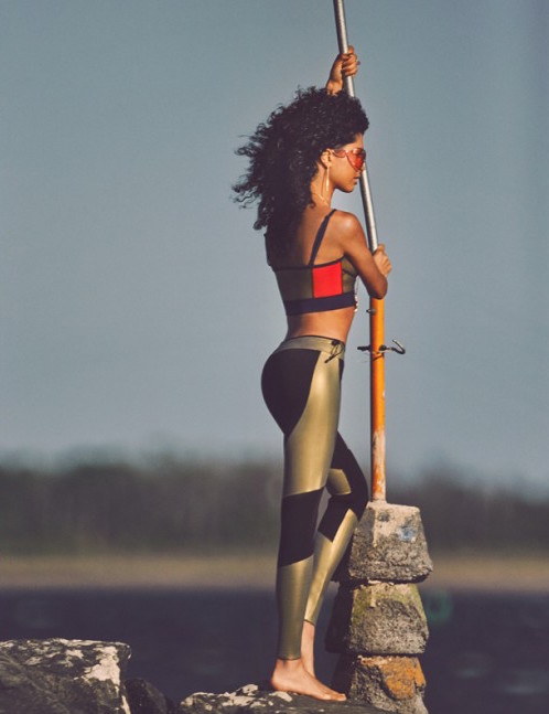 Schon_Magazine_StepIntoLiquid3-1000x647-1