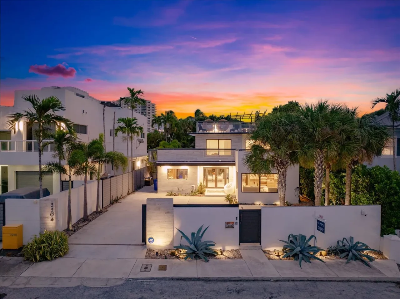 3304 Northeast 15th Court, Fort Lauderdale, FL 33304