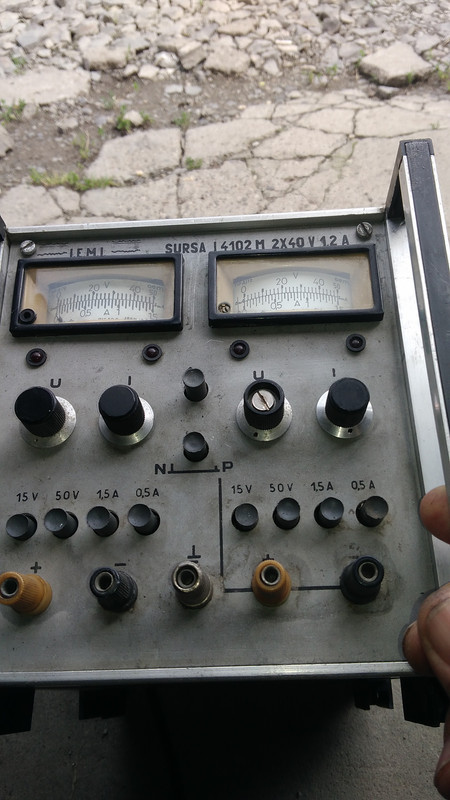 sursa I4102 2x50v