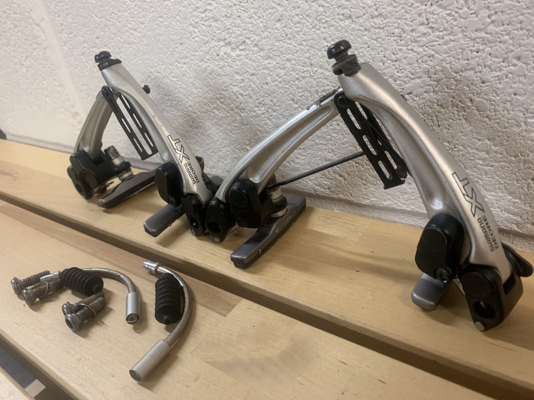 BC39EBEC-623A-4E12-9E50-DE7F7CD5C24F