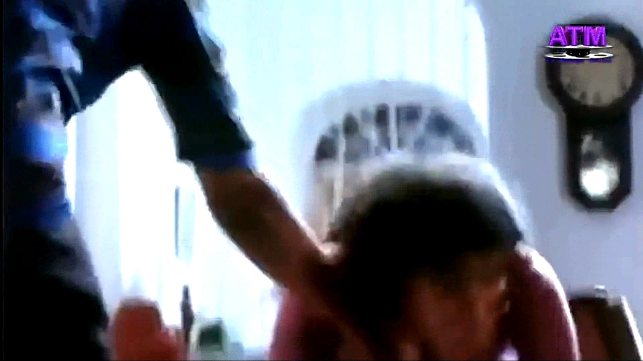 Gowthami Hot scene.divx_snapshot_00.09.804