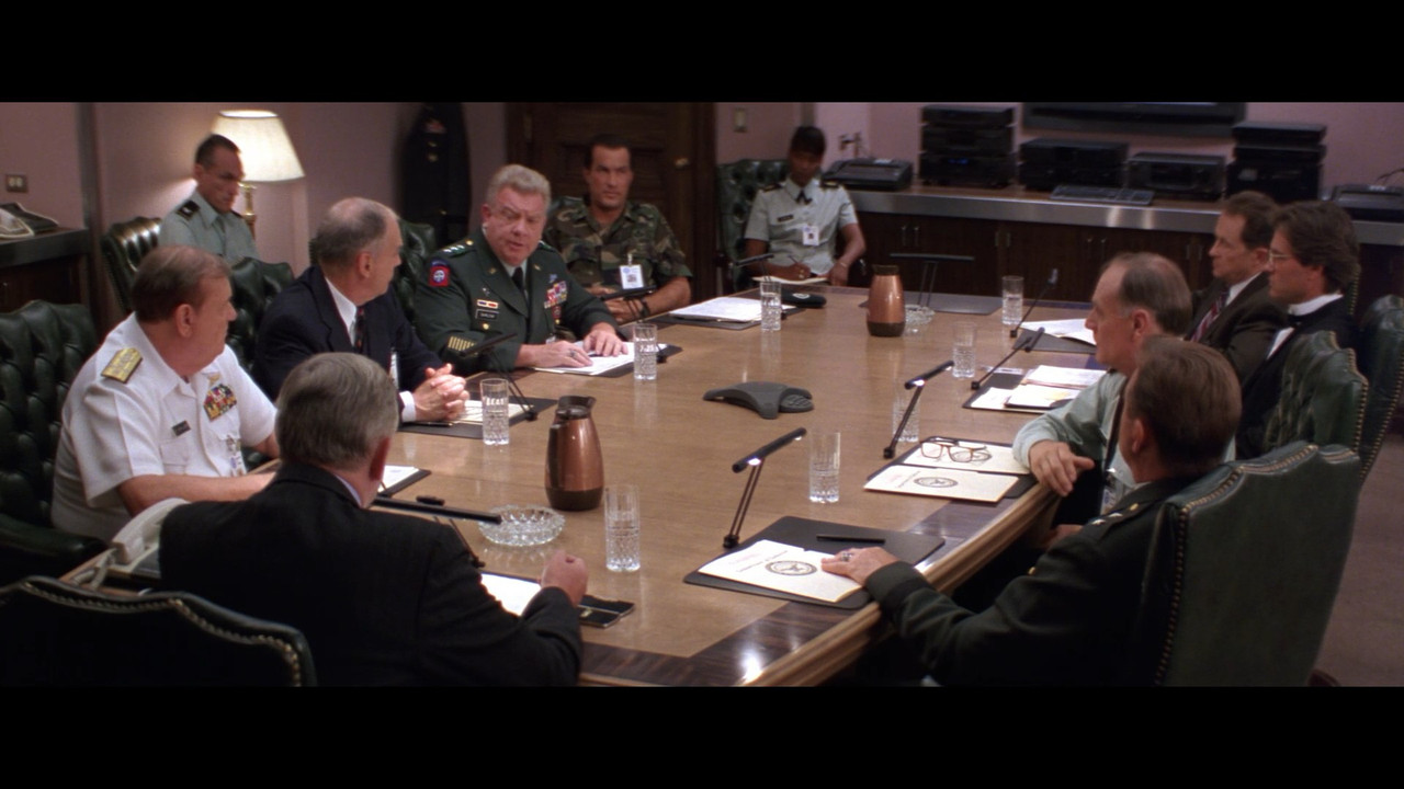 cap_Executive Decision (1996) Dual Sub 1080p_00_23_22_03