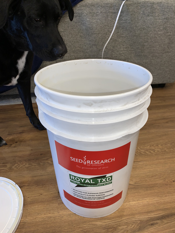 27DE68C3-C259-46EE-9728-4856F766CCD4