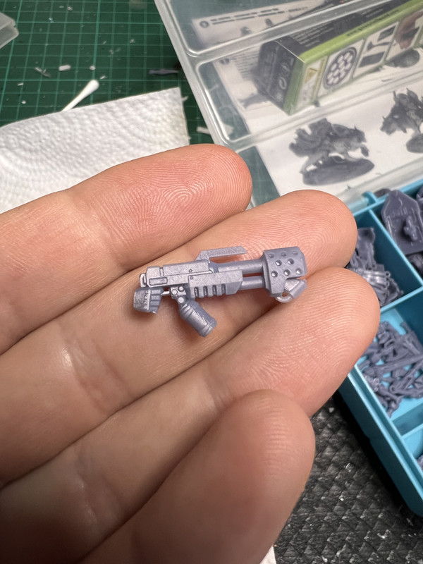 69980577-43A5-4FAC-9EFF-A4E81FD1EB43