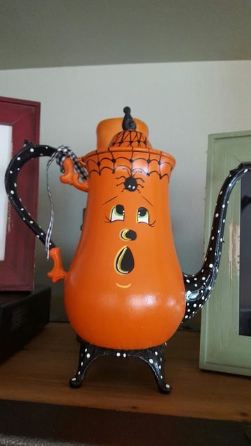 teapot-halloween.jpg