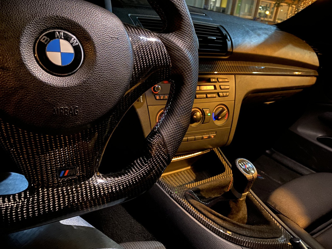 2206A699-B84F-43DF-AC63-E350FD1148D7