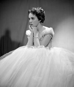 julie-andrews-md74