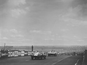 24 HEURES DU MANS YEAR BY YEAR PART ONE 1923-1969 - Page 46 59lm02-Lister-LM-Walt-Hansgen-Peter-Blond-20