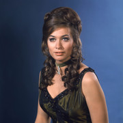 Valerie-Leon-b13