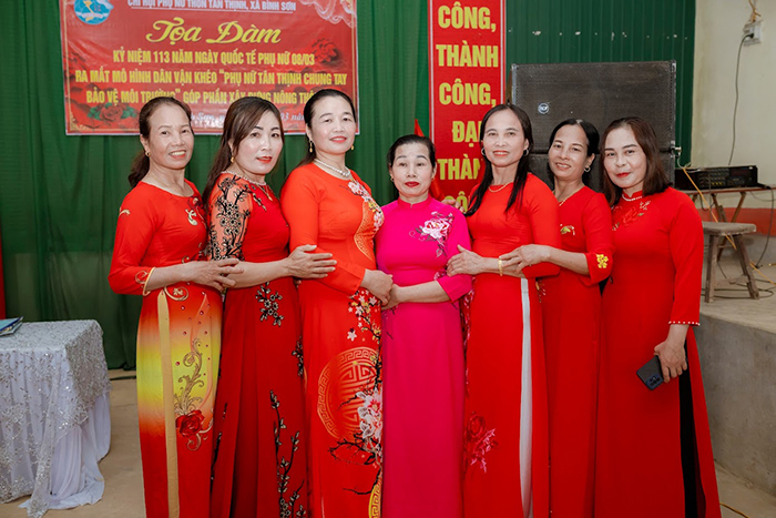 Mô hình dân vận khéo trong bảo vệ môi trường quê tôi 20 Mô hình dân vân bảo vệ môi trường thôn Tân Thịnh