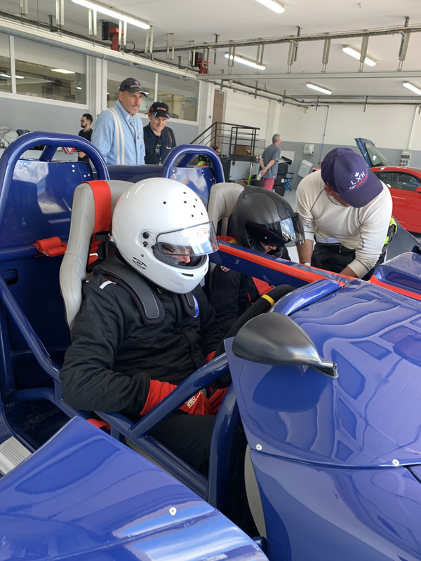 A5556EB8-1079-4FD5-9FAF-5A195D37C0AA