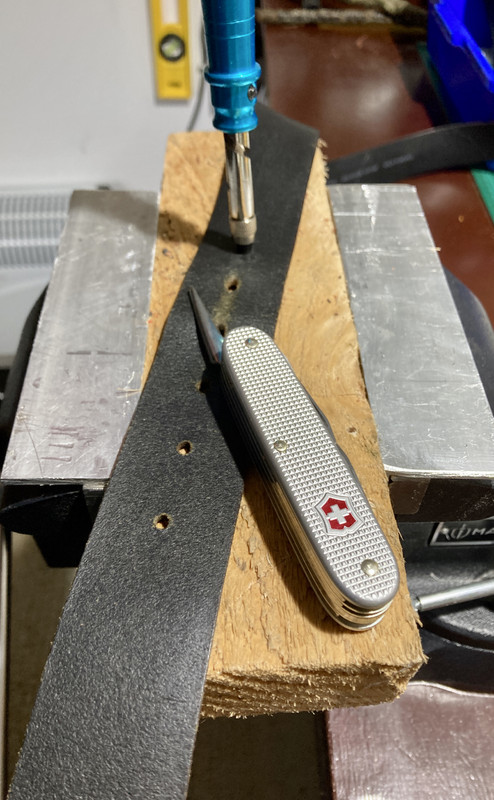 795C5DD6-5F25-4A91-A456-A9B83E527011