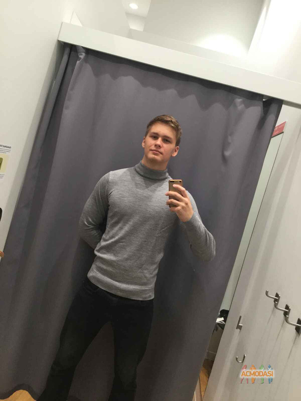 88631A15-D806-482F-8474-1287F197C20C