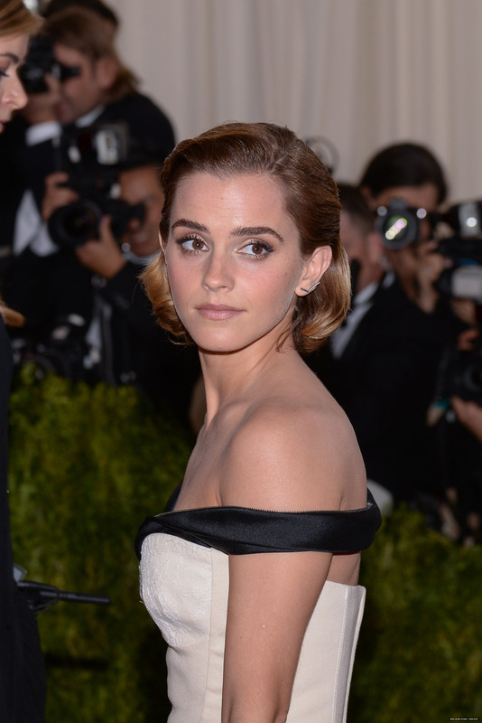 emmawatson-updates.com (20)