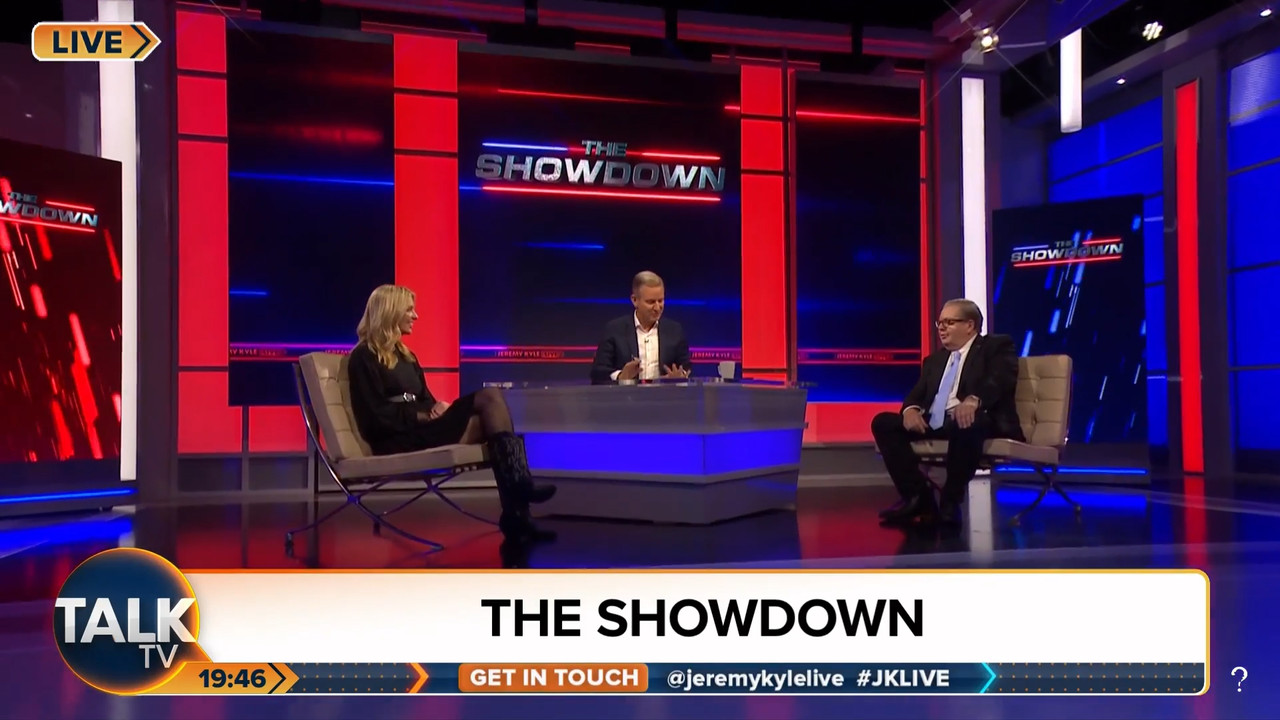 11.24 - 19.00.00 - Jeremy Kyle Live. Jeremy Kyle Live Sees The Straig...-1.m4v_snapshot_41.48.351