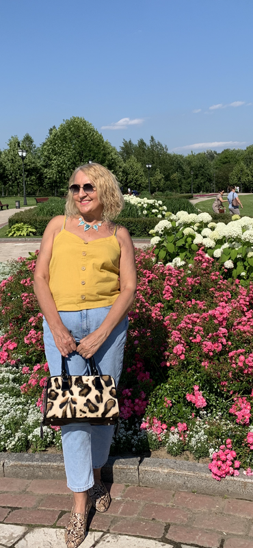 CBB51555-A16E-431F-9410-452E397F3BCC