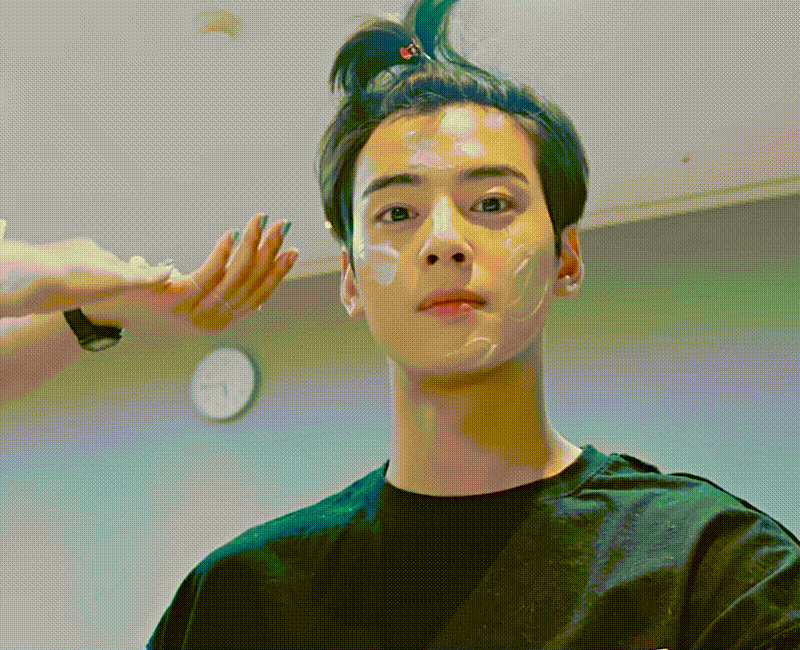 차은우 메이크업 지우기