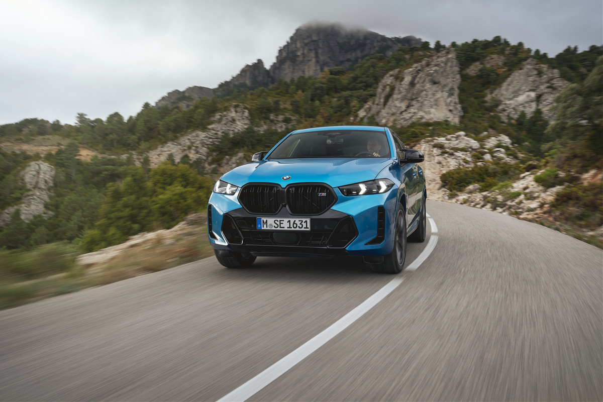 P90492387_highRes_the-new-bmw-x6-m60i-