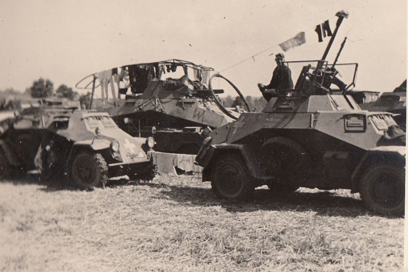2.WK Fotoalbum Aufklärung-Panzerwagen 13