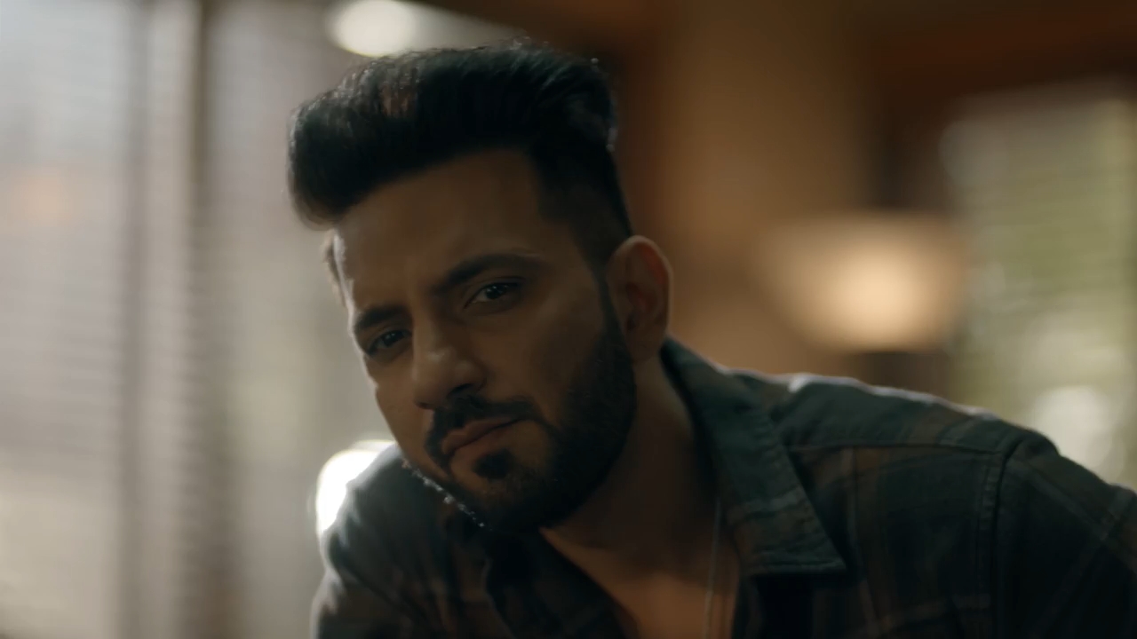 Libaas 2023 WebRip Season 1 [Hindi] 480p 720p ESub Screenshot