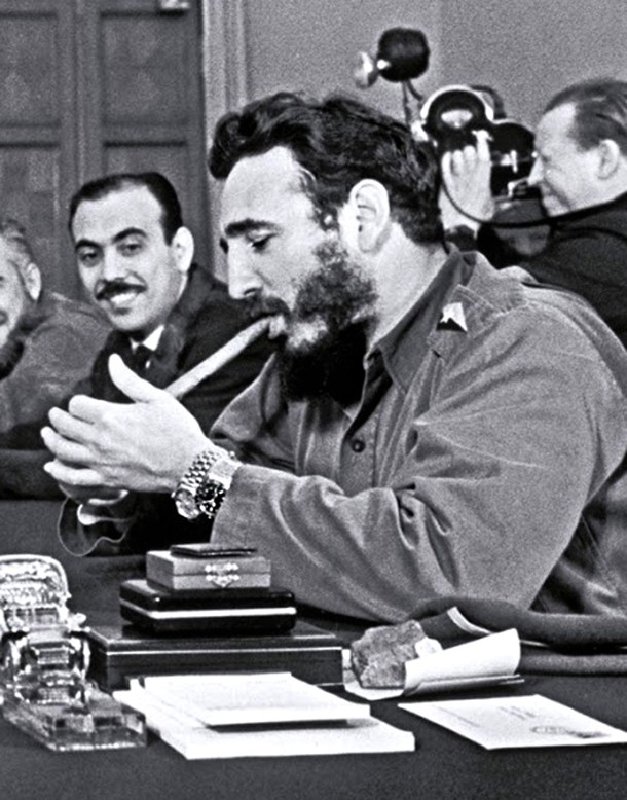 Khruschev-with-Fidel-Castro-Rolex-Day-Date-and-Submariner-Close