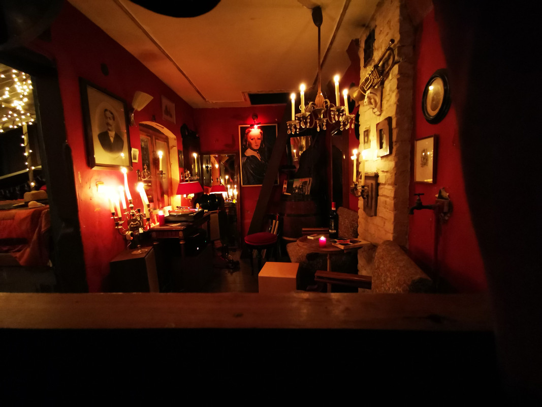 FFE85D3B-DCFC-4983-B871-0C1F2E0D8523