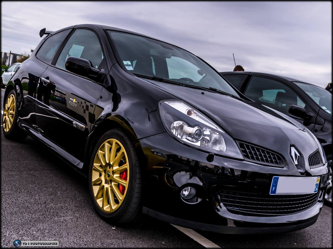 D563B604-25C2-422B-A588-D656F77530BA