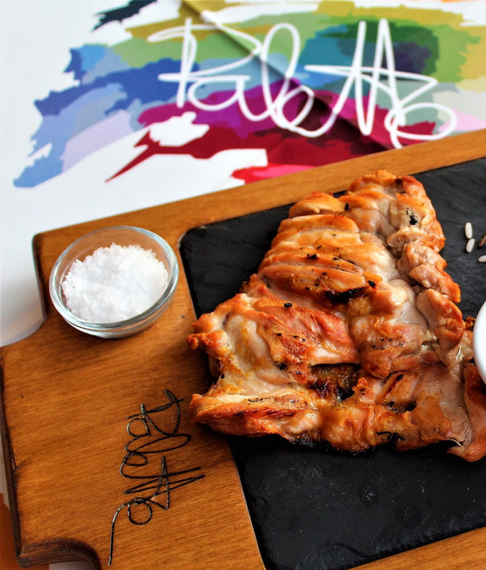 Contramuslo De Pollo Deshuesado A Las Brasas