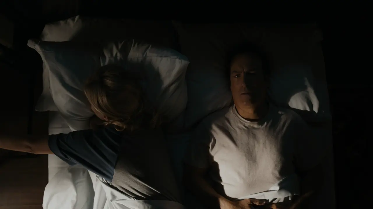 Better.Call.Saul.S06E01.Vino.e.rose.2160p.WEBMux.ITA.ENG.DDP5.1.x265-BlackBit[screenshot 5]