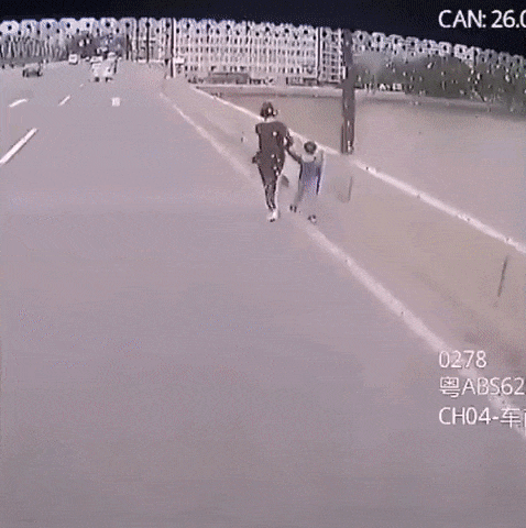 https://i.postimg.cc/MTBDrd5v/ezgif-7-33f25f037637.gif
