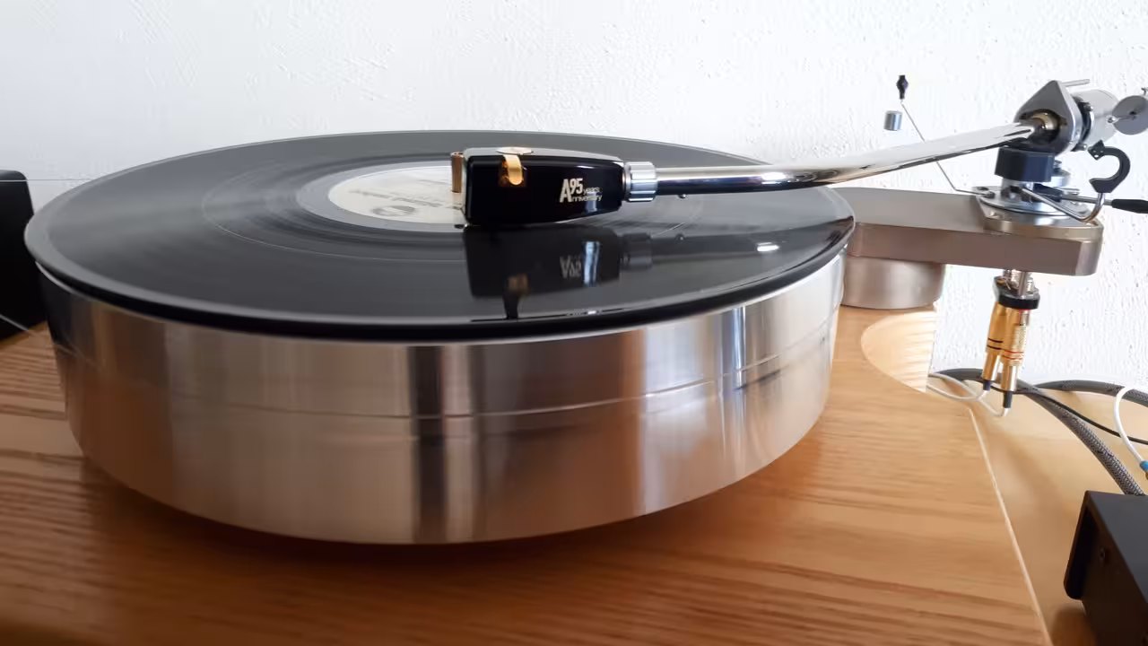 [Bild: temp-Image-IBb2-O4.avif]