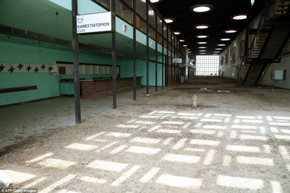 article-2334761-1A1C9A88000005DC-157_964x642