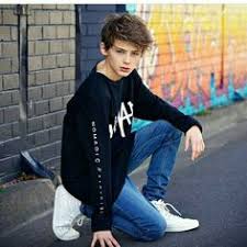 Christopher-Reyzen.jpg