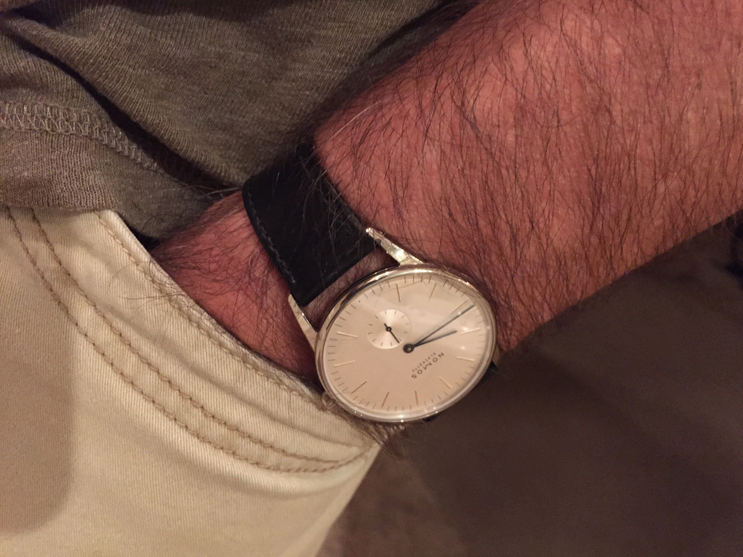 AA546E84-299D-4A13-9A66-BB003F541CCA