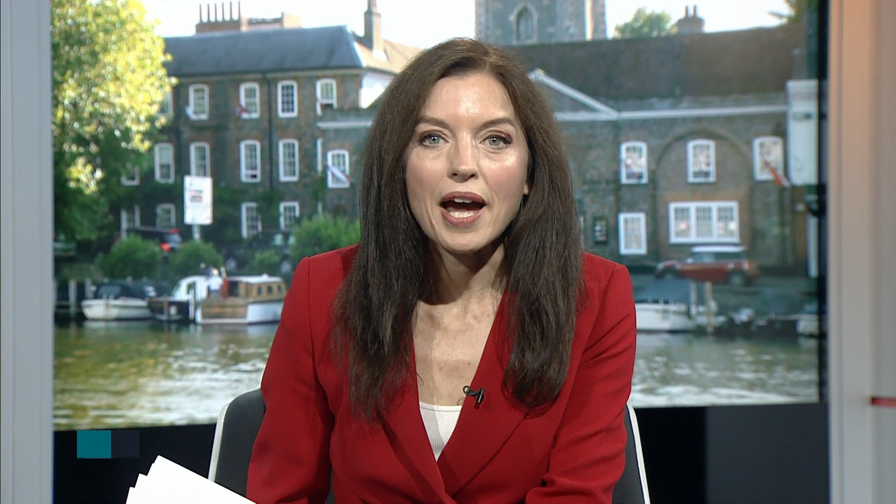 10.01 - 17.15.00 - ITV News Meridian. Local news magazine. Including ....ts_snapshot_07.38.280
