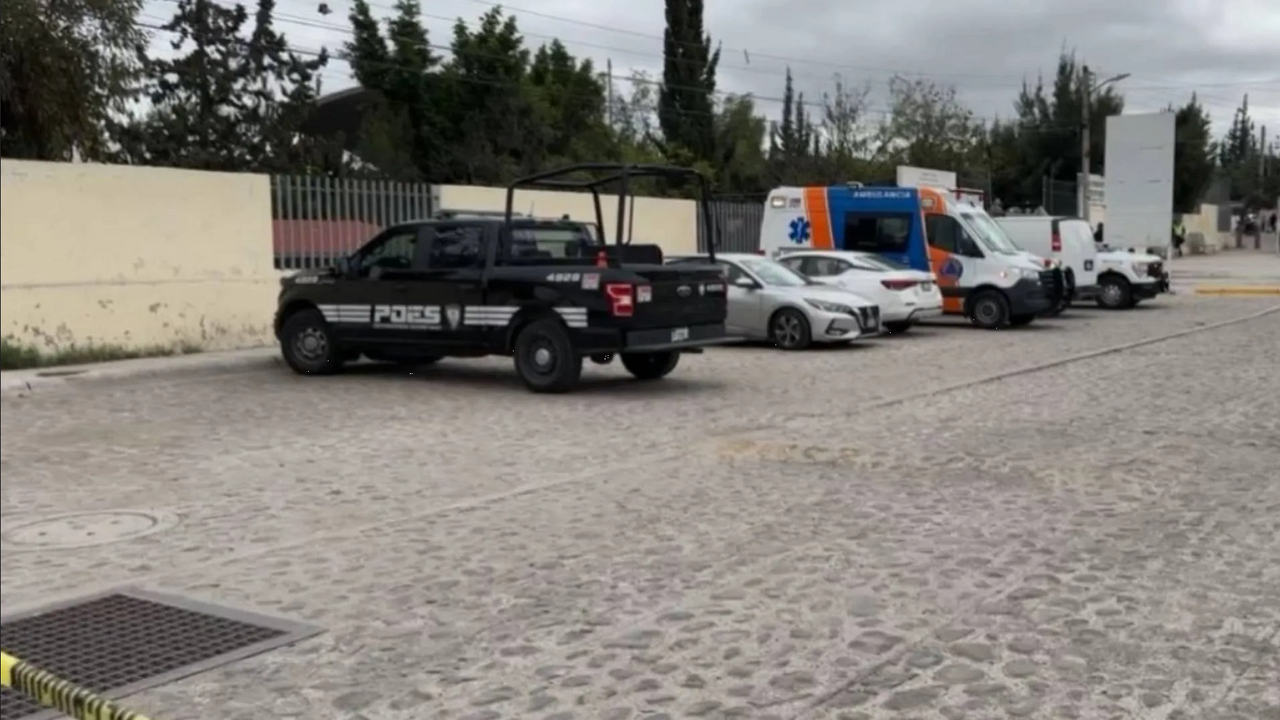 Alumno dispara y mata a su compañero en una primaria que Querétaro