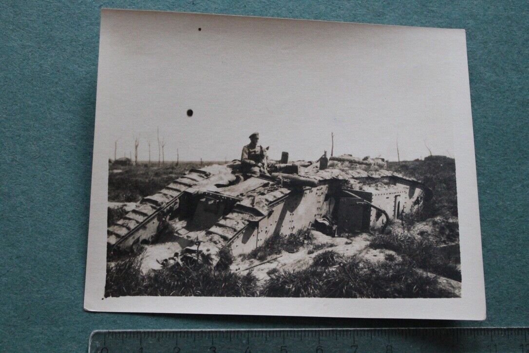 Foto Photo MQ WW1 WK1 englischer Panzer english tank Freudental BadenWürttemberg