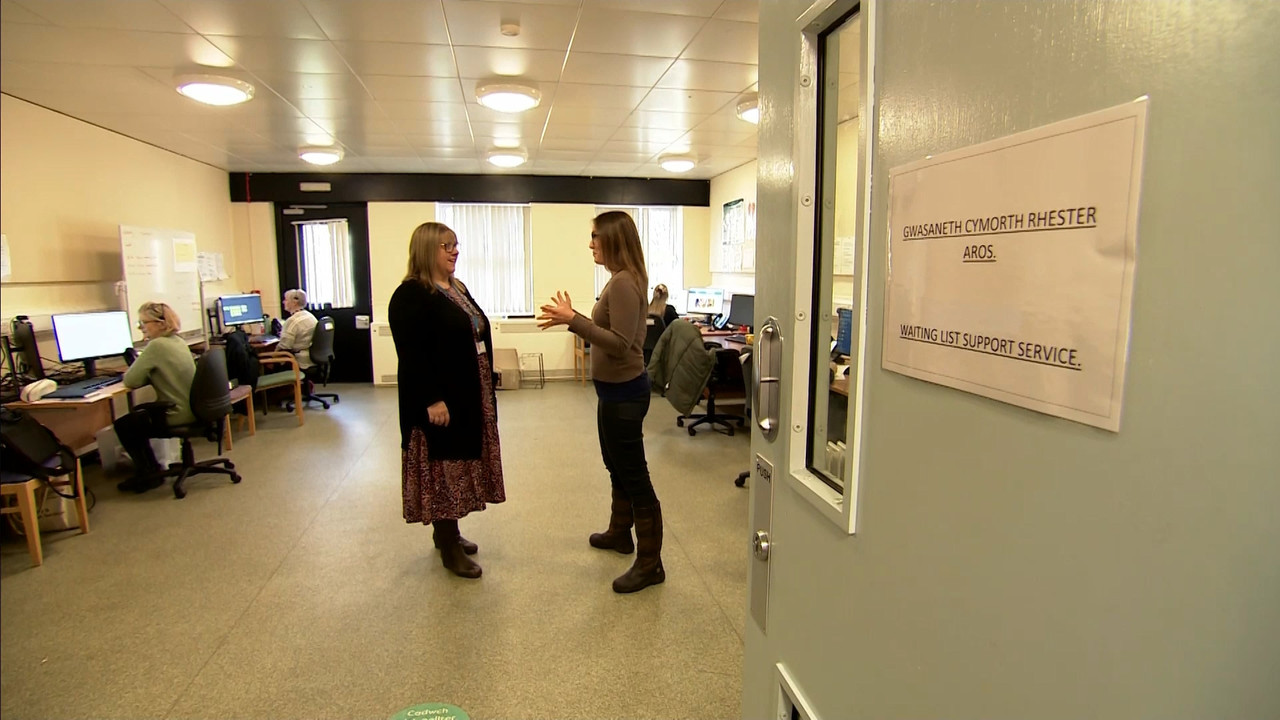 01.19 - 18.00.00 - ITV News Wales at Six..ts_snapshot_06.05.188