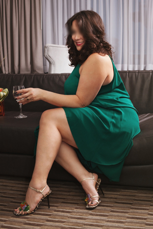 Lou-Simone-Robe-Verte-Merb.jpg